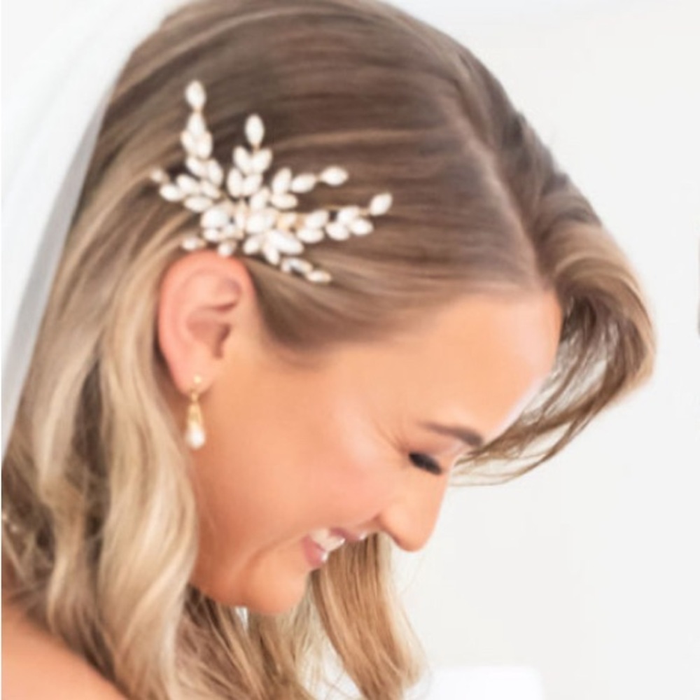 Isadora Wedding Crystal Hair Clip